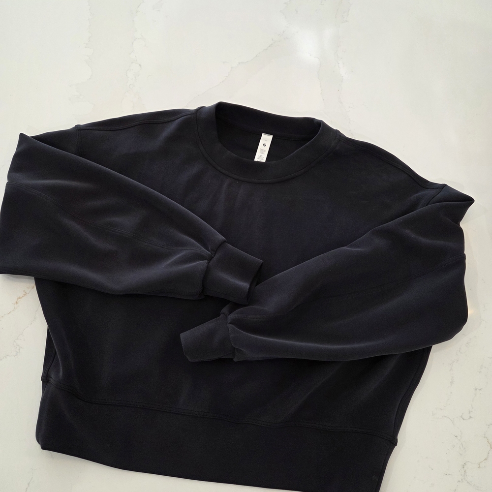 lululemon athletica Women's Black Crewneck Sweater